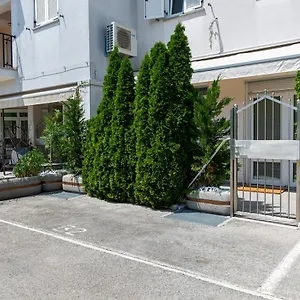  Apartment Stylish Mediterraneo